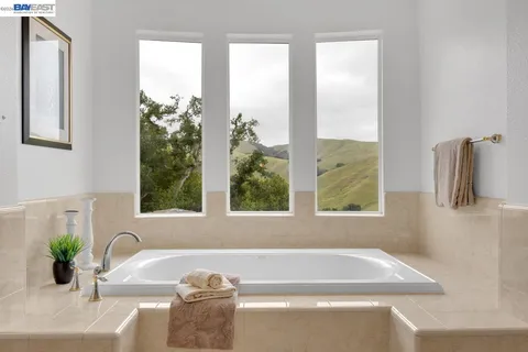 $2,499,000 | 10872 Inspiration Circle, Dublin, CA 94568