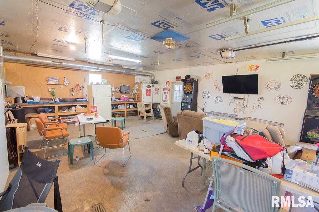 325 Maple Street Colona, IL 61241 - Photo 17 of 18 Gallery Image 17