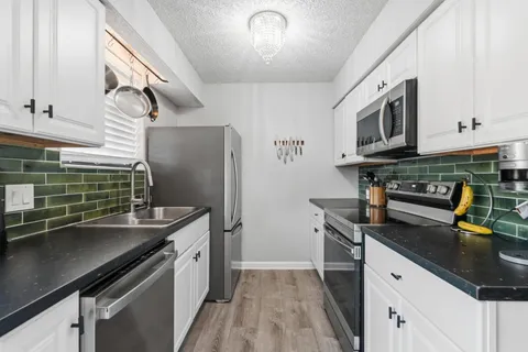 $254,999 | 3201 East Lake Drive, Nashville, TN 37214