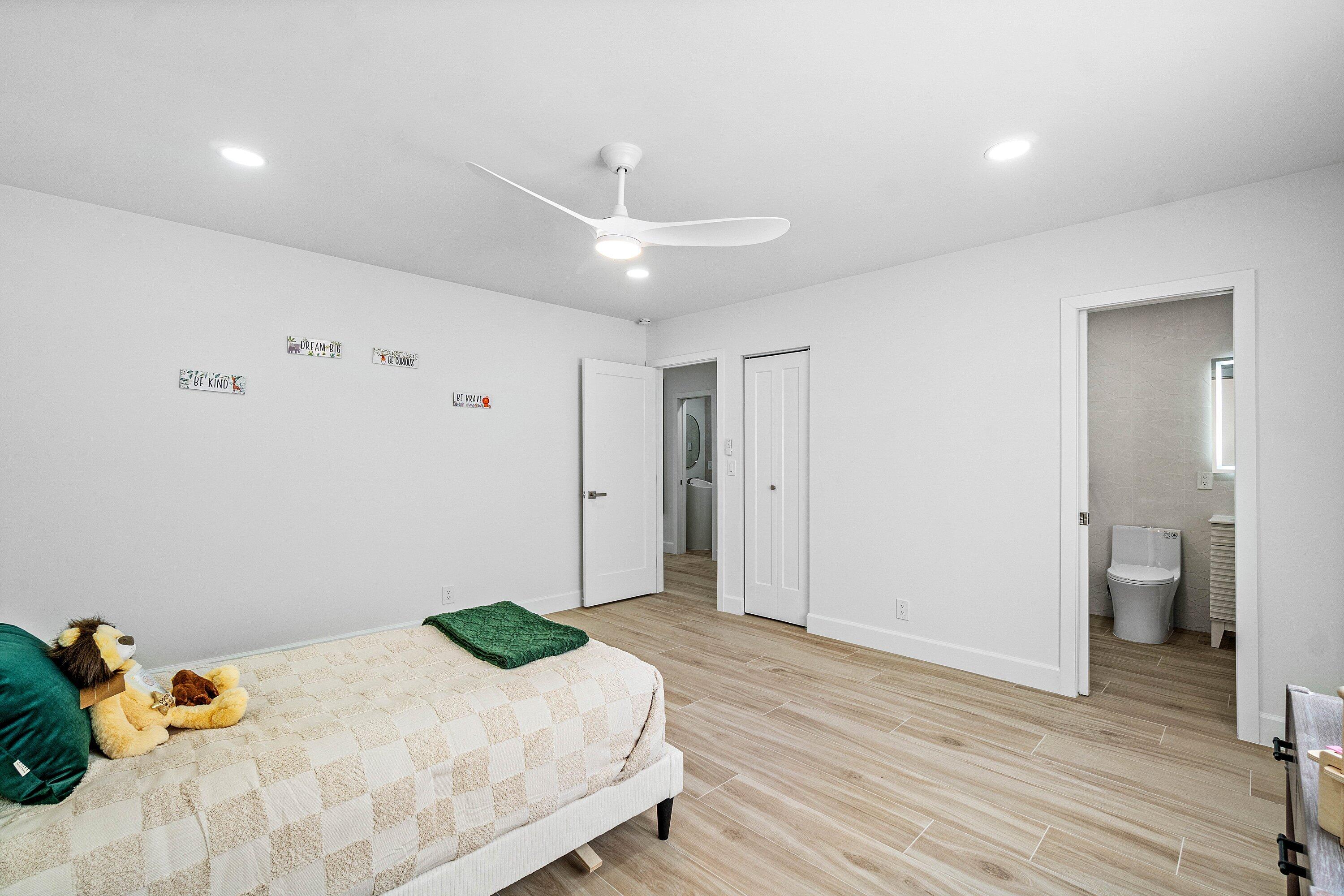 3527 Southwest 23rd Street Delray Beach, FL 33445 - Photo 36 of 62 024-3527Southwest23rdStreet-DelrayBeach-