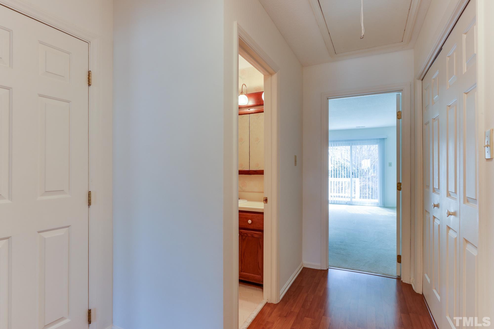 1507 Hemphill Drive Raleigh, NC 27609 - Photo 21 of 31 Gallery Image 21