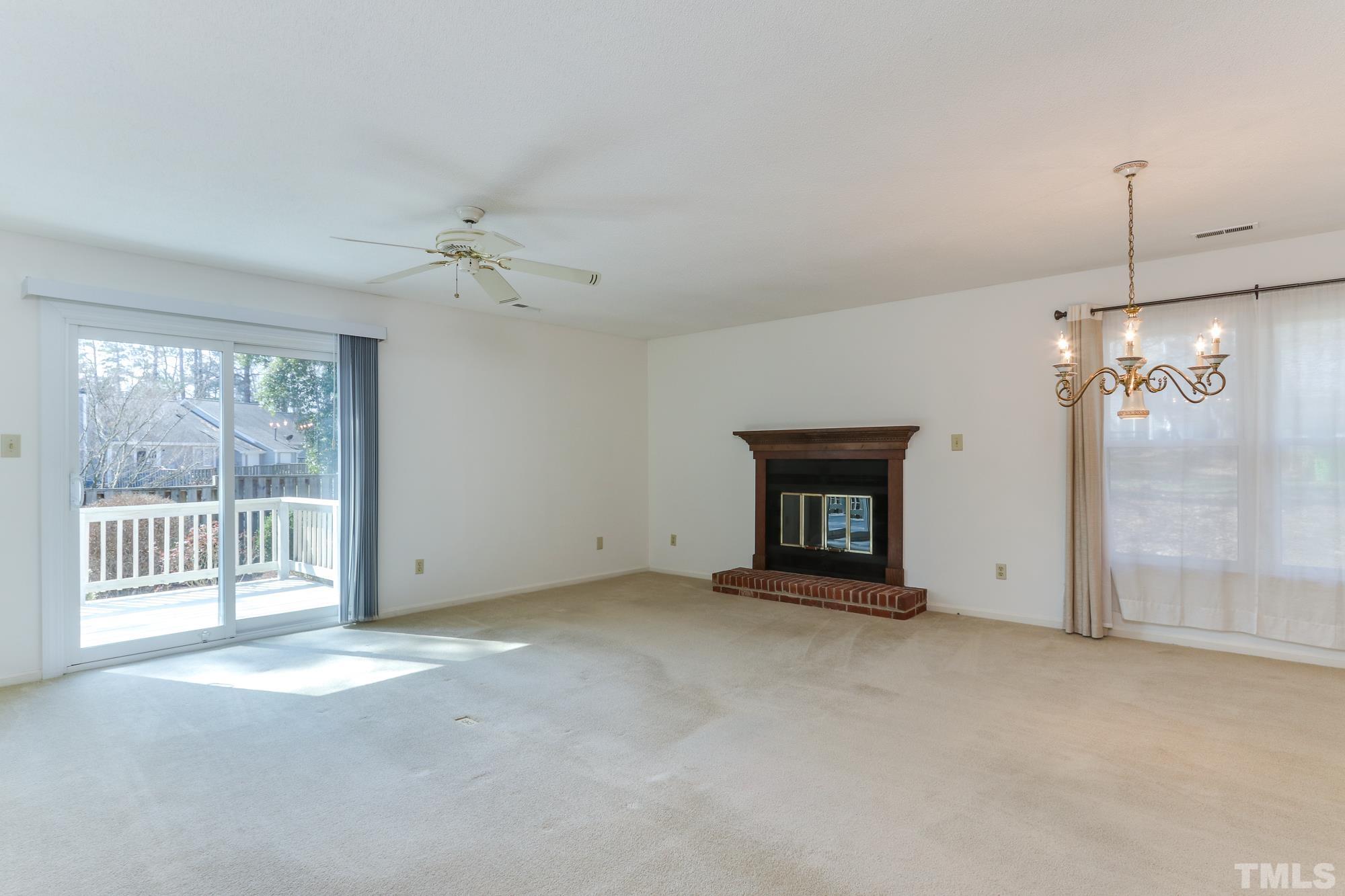 1507 Hemphill Drive Raleigh, NC 27609 - Photo 4 of 31 Gallery Image 4