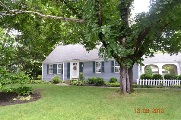 12 Alden Road Andover, MA 01810 - Photo 2 of 24 Gallery Image 2