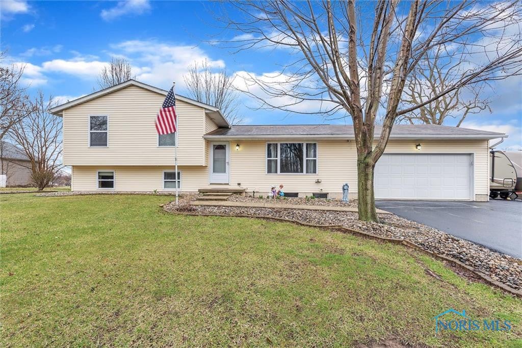 957 Sand Ridge Road Bowling Green, OH 43402 - Photo 2 of 38 Gallery Image 2