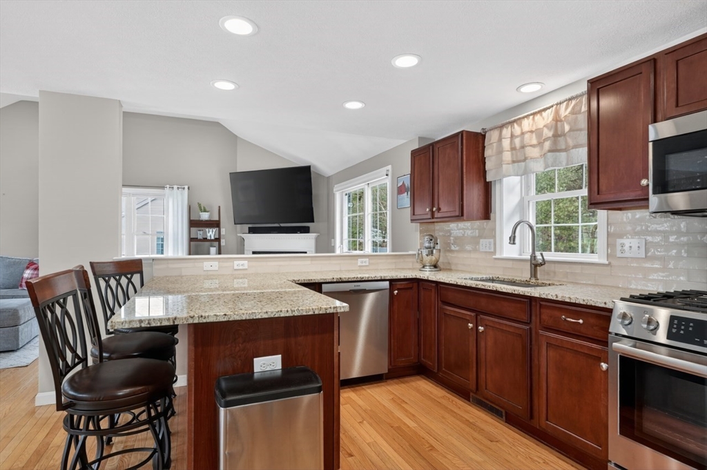 15 Bufton Farm Road Clinton, MA 01510 - Photo 4 of 20