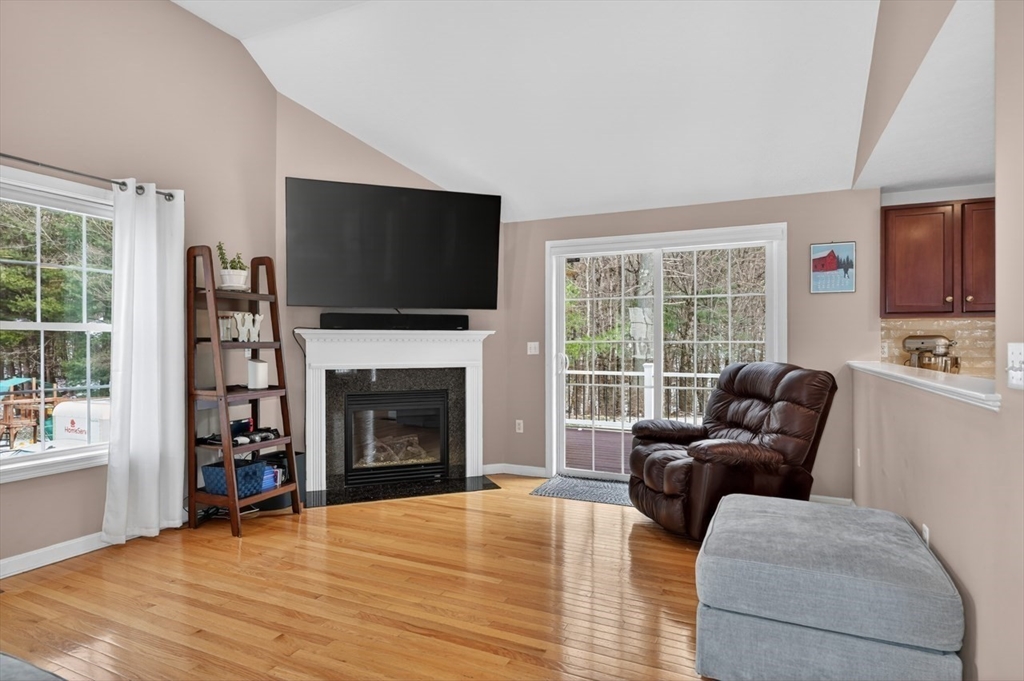 15 Bufton Farm Road Clinton, MA 01510 - Photo 6 of 20