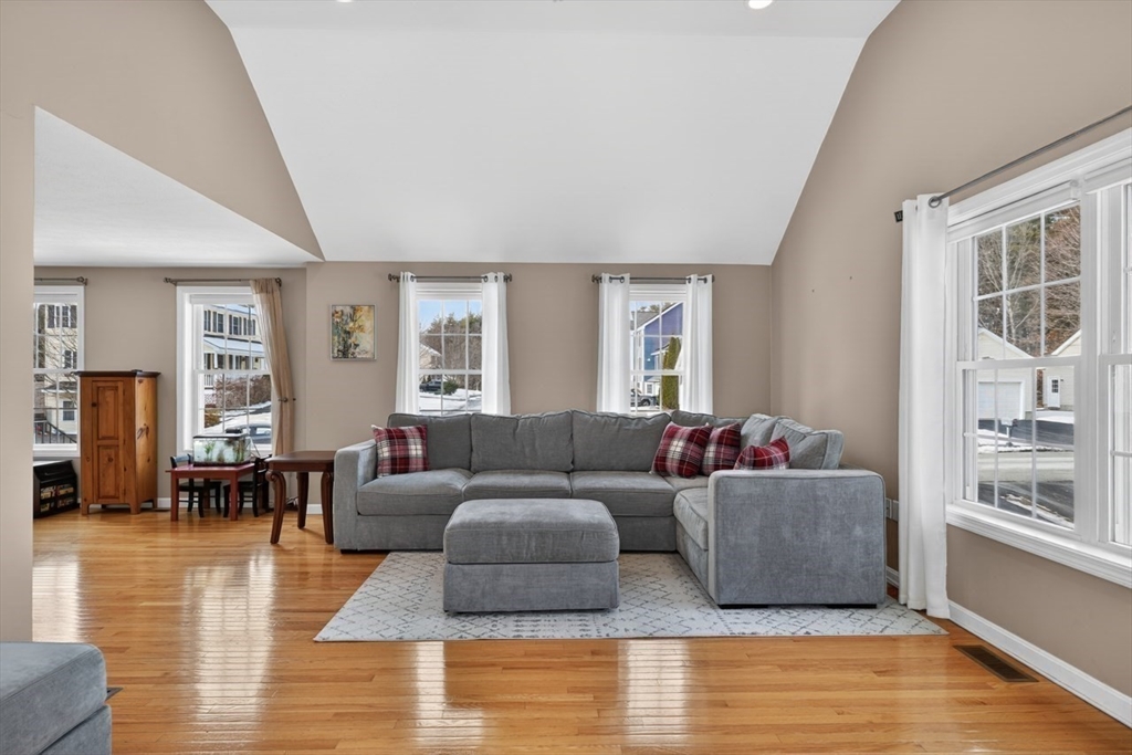 15 Bufton Farm Road Clinton, MA 01510 - Photo 8 of 20