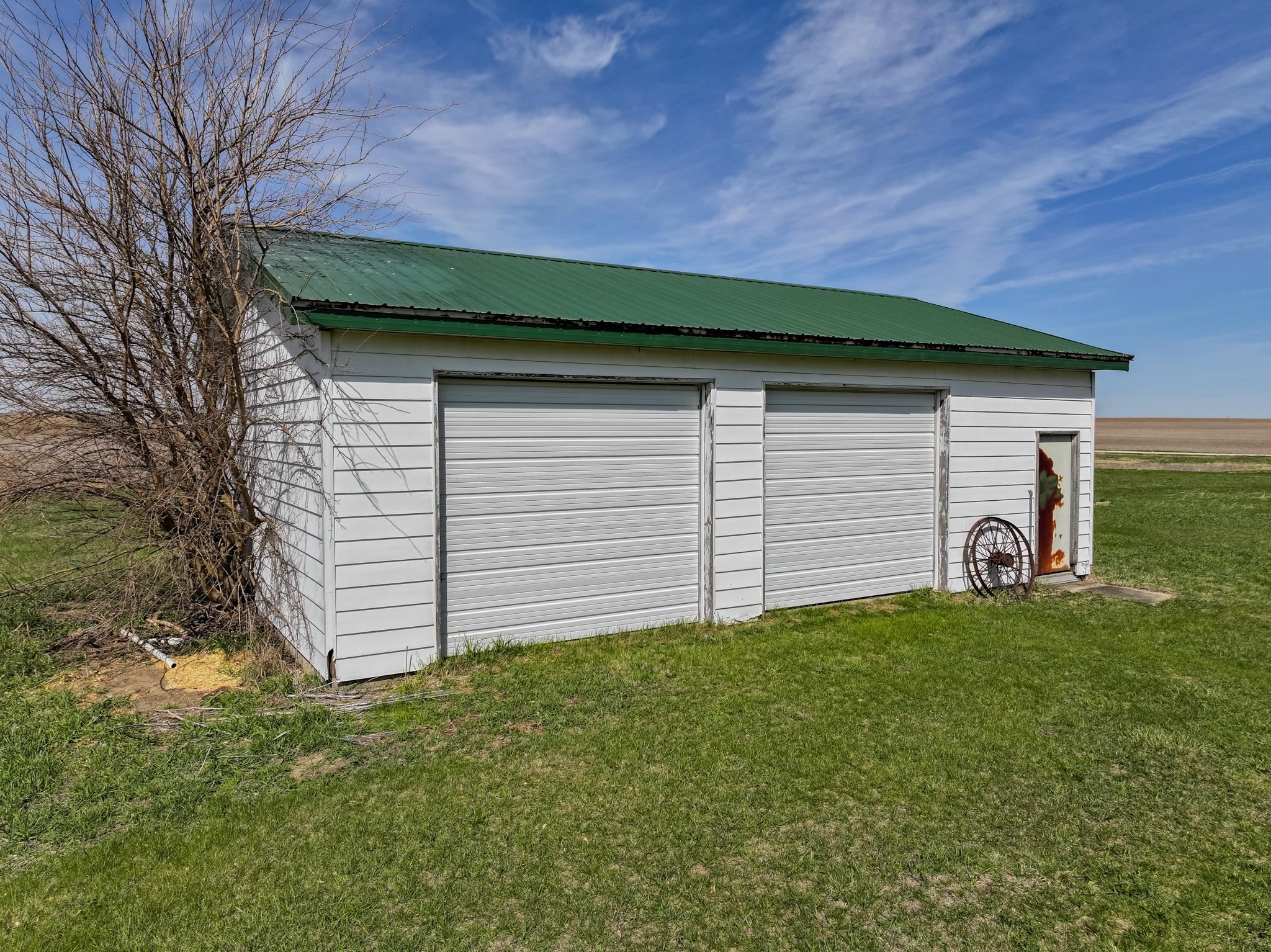 13965 East Dutch Road Rochelle, IL 61068 - Photo 30 of 50 a view of a backyard