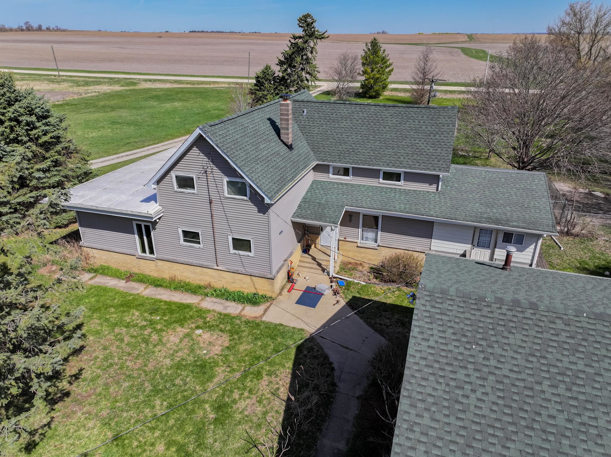 13965 East Dutch Road Rochelle, IL 61068 - Photo 34 of 50 an aerial view of a house