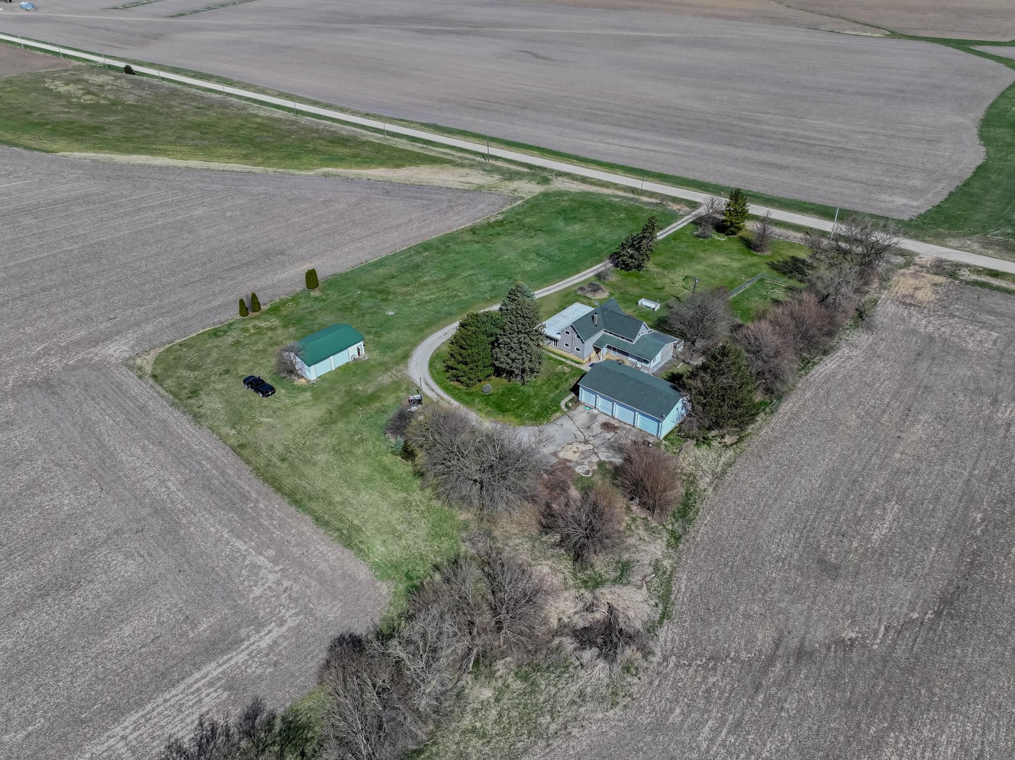 13965 East Dutch Road Rochelle, IL 61068 - Photo 42 of 50 a view of a garden with a pathway