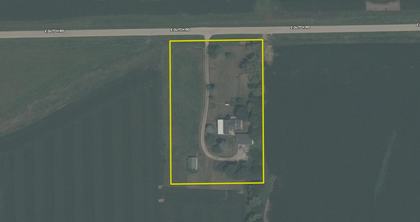 13965 East Dutch Road Rochelle, IL 61068 - Photo 47 of 50 a bathroom with a glass shower door