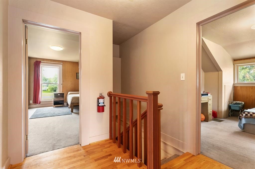 31 Center Road Chimacum, WA 98325 - Photo 22 of 35 a view of a bedroom from hallway