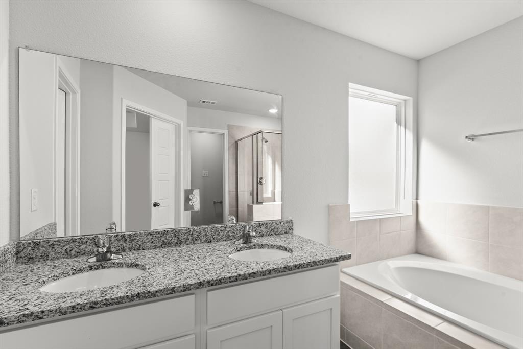 5045 Wellborn Road Crowley, TX 76036 - Photo 12 of 40