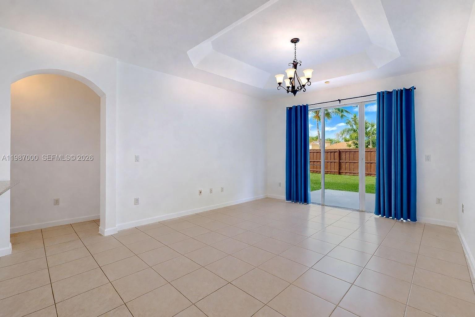 2014 Northeast 38th Road, Unit 2014 Homestead, FL 33033 - Photo 12 of 37