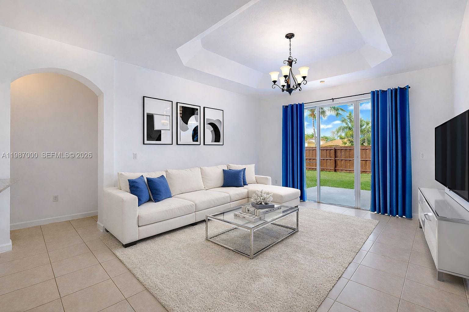 2014 Northeast 38th Road, Unit 2014 Homestead, FL 33033 - Photo 13 of 37 (staged)