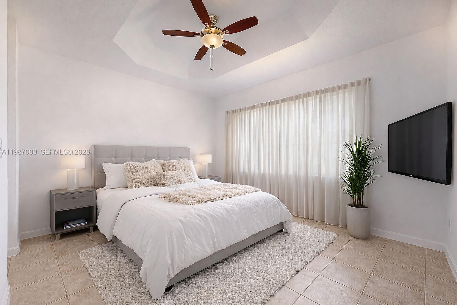 2014 Northeast 38th Road, Unit 2014 Homestead, FL 33033 - Photo 15 of 37 (staged)