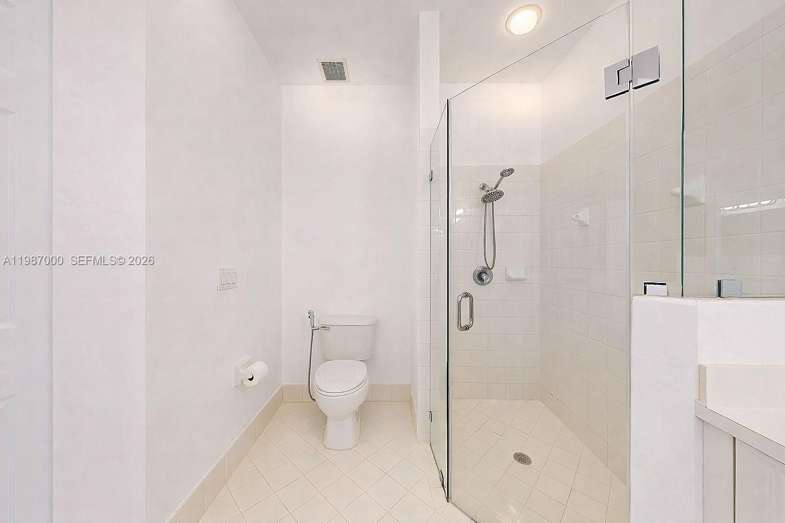 2014 Northeast 38th Road, Unit 2014 Homestead, FL 33033 - Photo 18 of 37