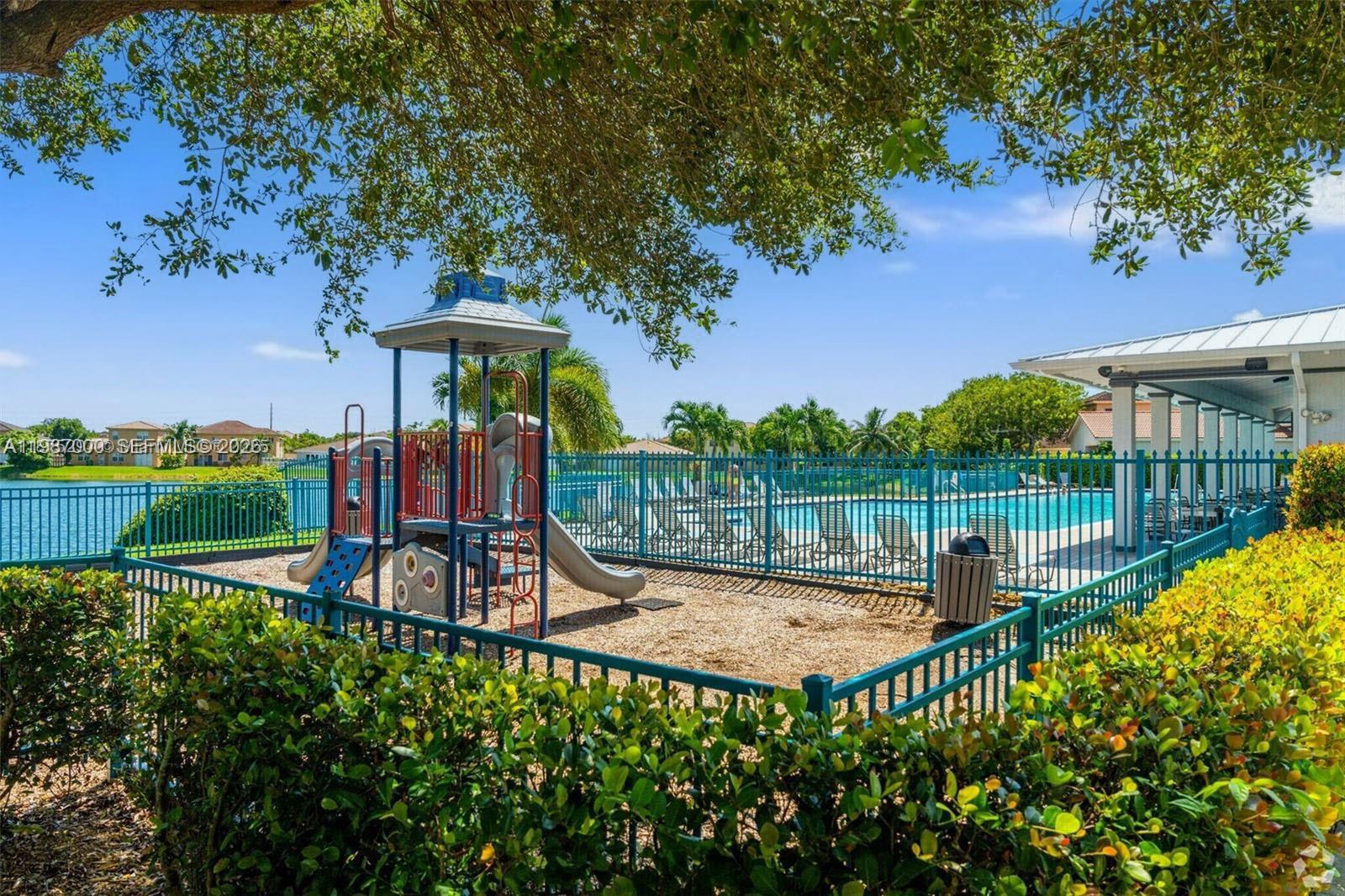 2014 Northeast 38th Road, Unit 2014 Homestead, FL 33033 - Photo 37 of 37