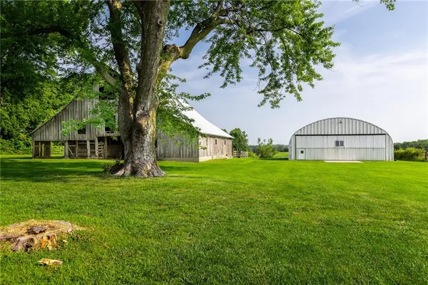 $987,000 | Lot 1-2 Z Highway, Trimble, MO 64492