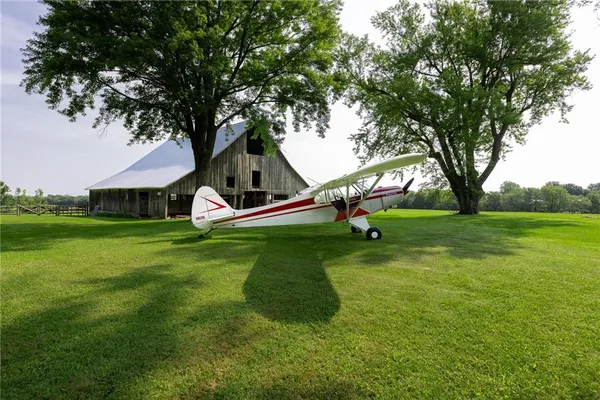 $987,000 | Lot 1-2 Z Highway, Trimble, MO 64492