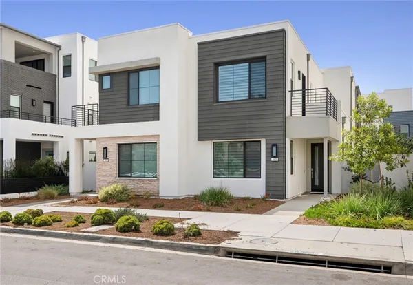 $1,300,000 | 305 Novel, Irvine, CA 92618