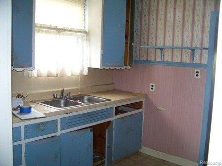 4405 Venoy Road Wayne, MI 48184 - Photo 3 of 3 KITCHEN