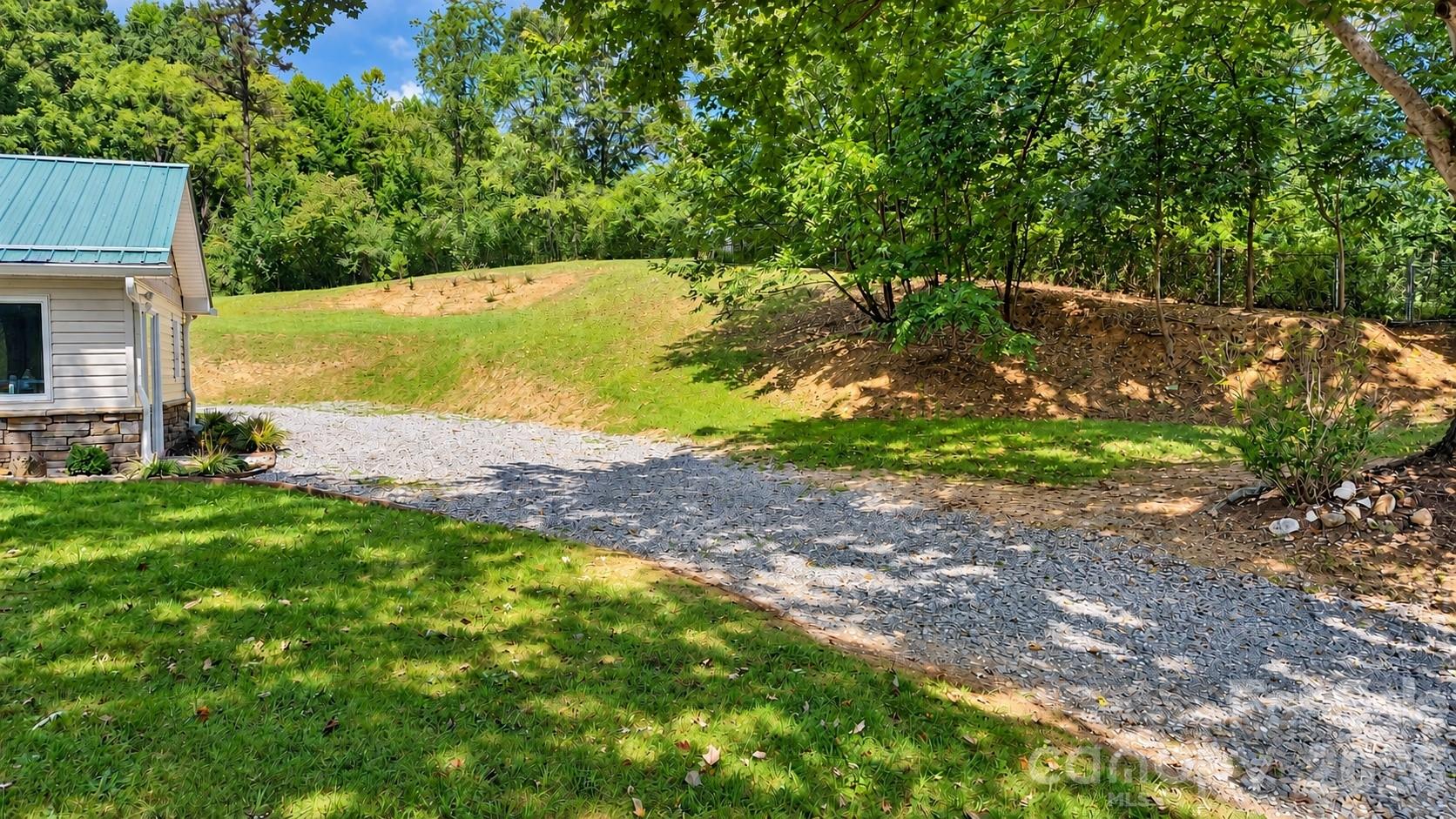 16 Warren Creek Road Candler, NC 28715 - Photo 41 of 47 Gallery Image 41