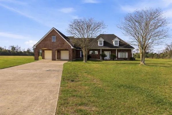 $749,000 | 3627 Madison Avenue, Baytown, TX 77523