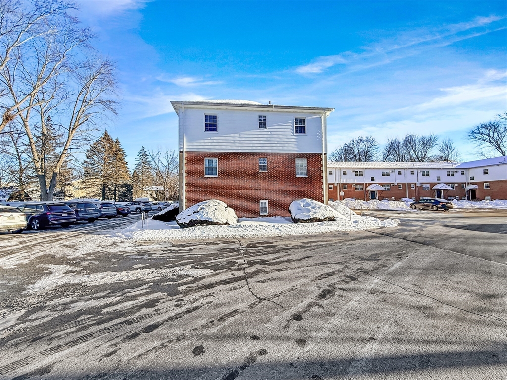 6 Venice Street, Unit B3 Danvers, MA 01923 - Photo 33 of 41