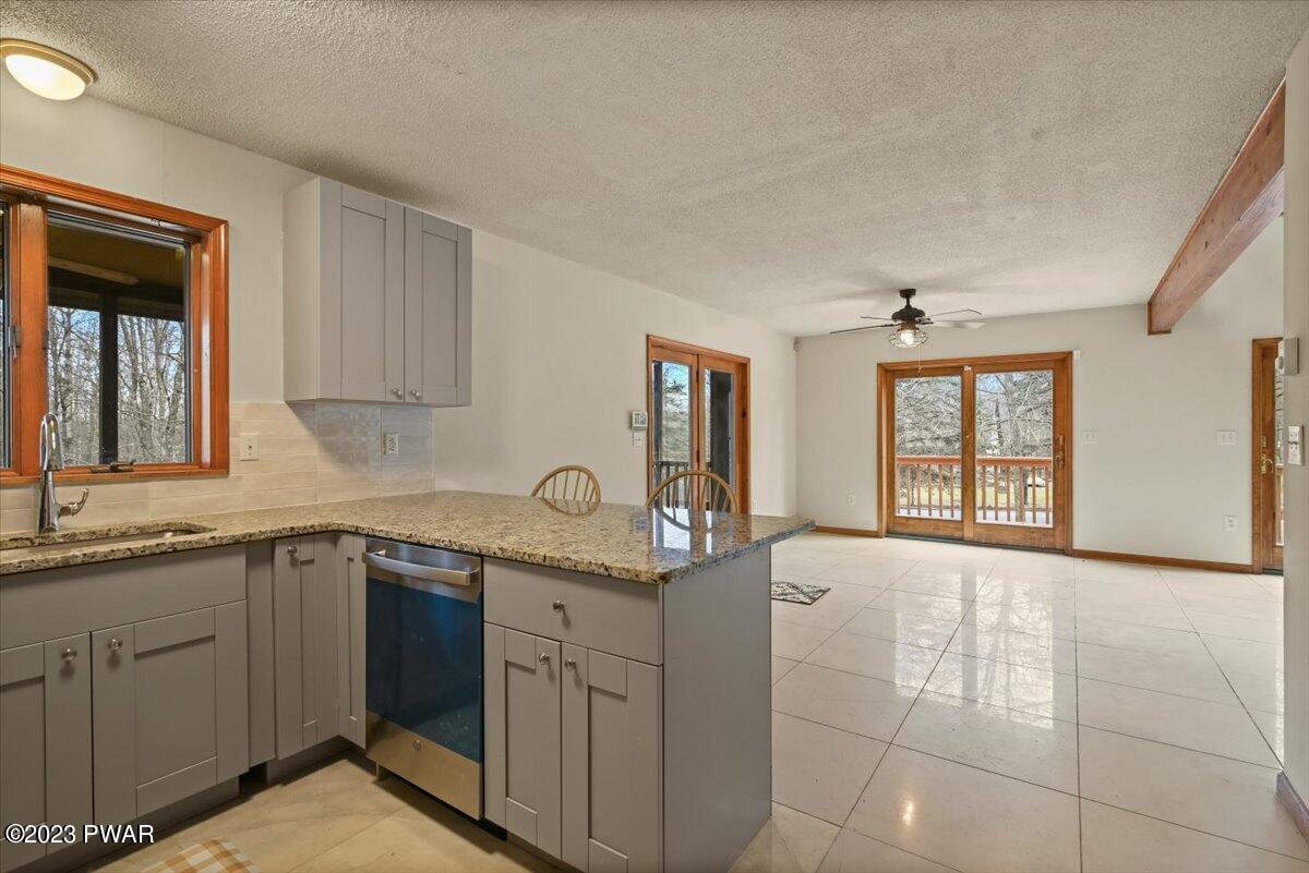 212 Orion Way Lake Ariel, PA 18436 - Photo 9 of 43