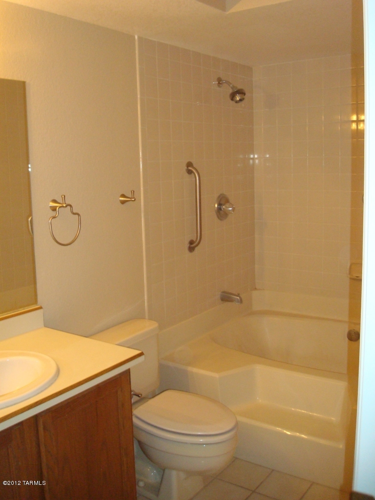 5500 North Valley View Road, Unit 124 Tucson, AZ 85718 - Photo 11 of 14