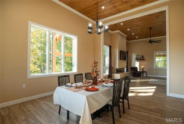 $1,375,000 | 835 Monday Lane, Williamsville, MO 63967