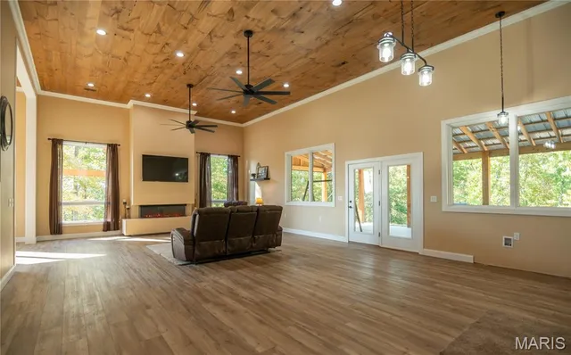 $1,375,000 | 835 Monday Lane, Williamsville, MO 63967