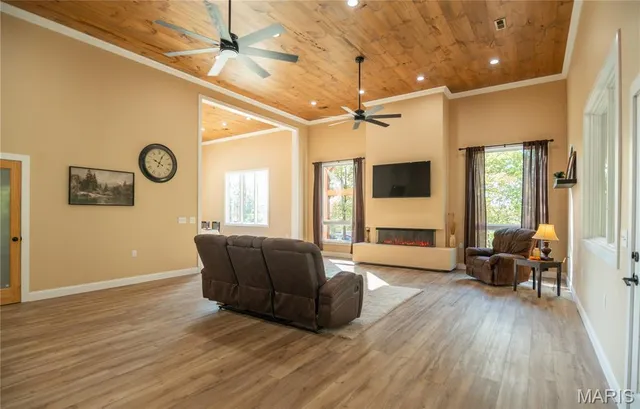 $1,375,000 | 835 Monday Lane, Williamsville, MO 63967