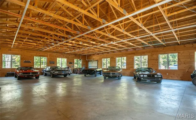 $1,375,000 | 835 Monday Lane, Williamsville, MO 63967