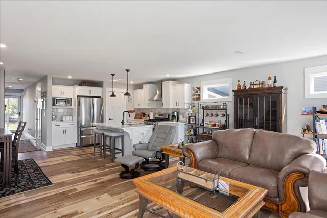 $370,000 | 3382 Windborne Lane, Unit 19, Jenison, MI 49428