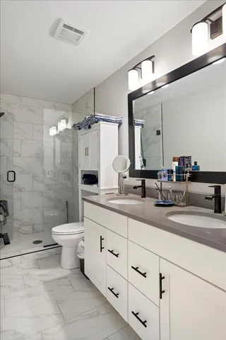 $370,000 | 3382 Windborne Lane, Unit 19, Jenison, MI 49428