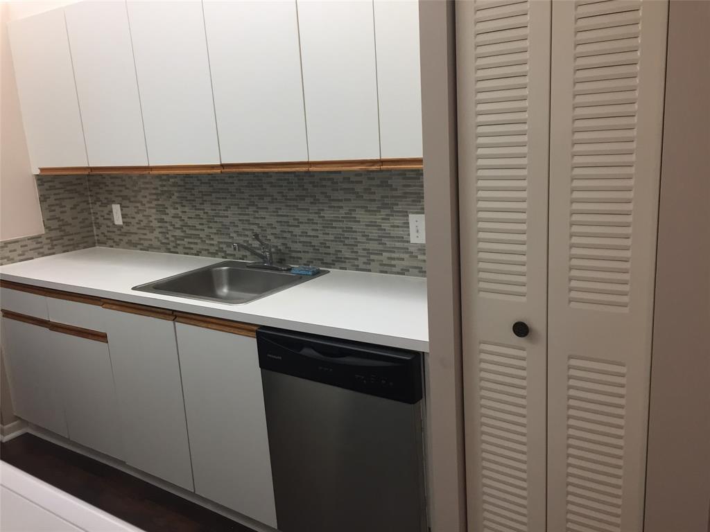 1300 Southwest 124th Terrace, Unit 211 Hollywood, FL 33027 - Photo 2 of 11