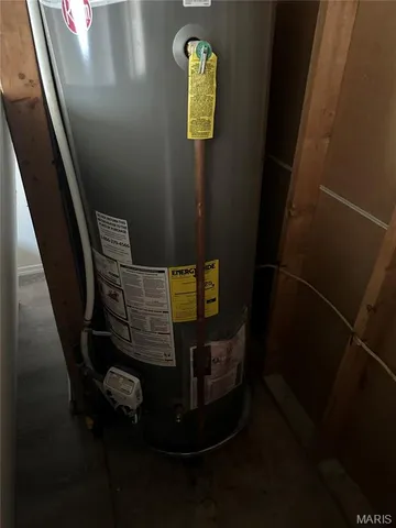 $59,900 | 305 Meredocia Street, Madison, IL 62060