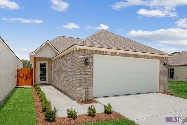 $2,295 | 15513 Fields Creek Avenue, Baton Rouge, LA 70816