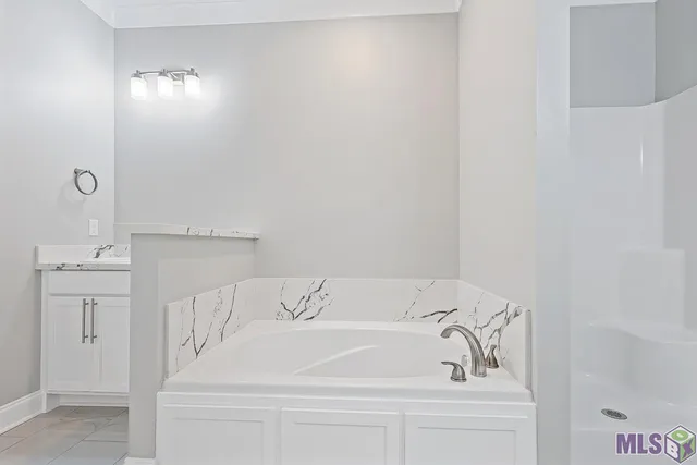 $2,295 | 15513 Fields Creek Avenue, Baton Rouge, LA 70816