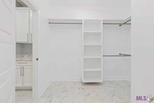 $2,295 | 15513 Fields Creek Avenue, Baton Rouge, LA 70816