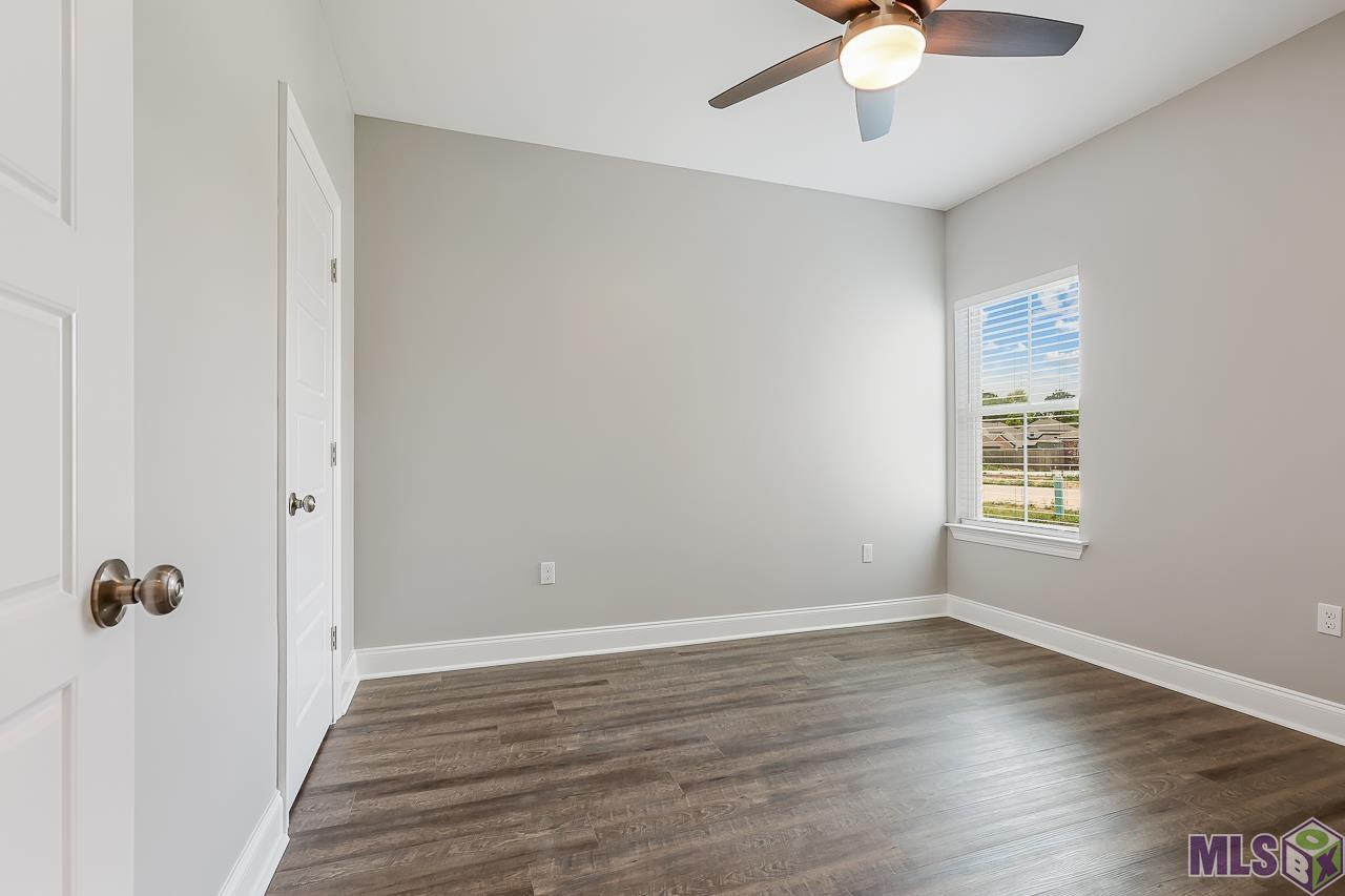 15513 Fields Creek Avenue Baton Rouge, LA 70816 - Photo 15 of 20