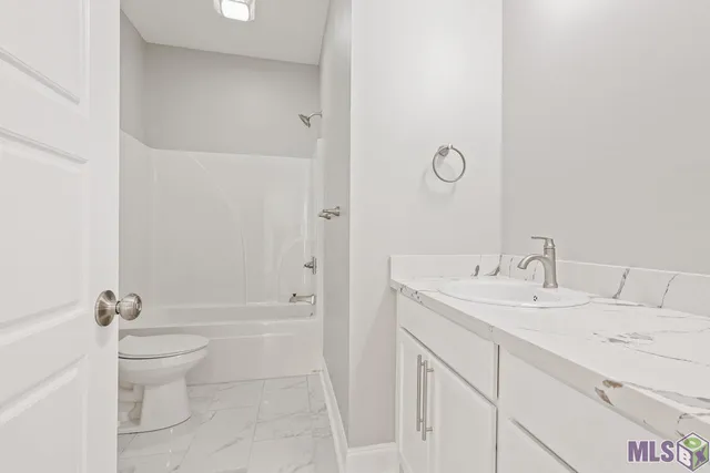 $2,295 | 15513 Fields Creek Avenue, Baton Rouge, LA 70816