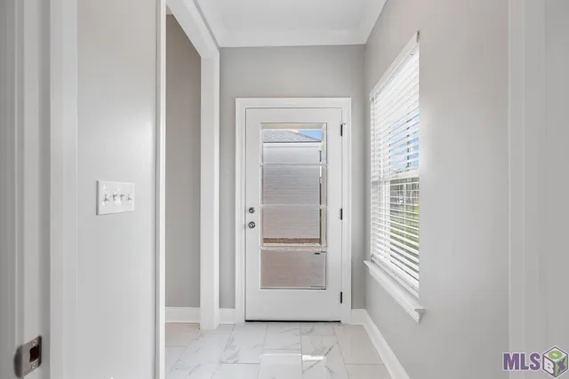 $2,295 | 15513 Fields Creek Avenue, Baton Rouge, LA 70816