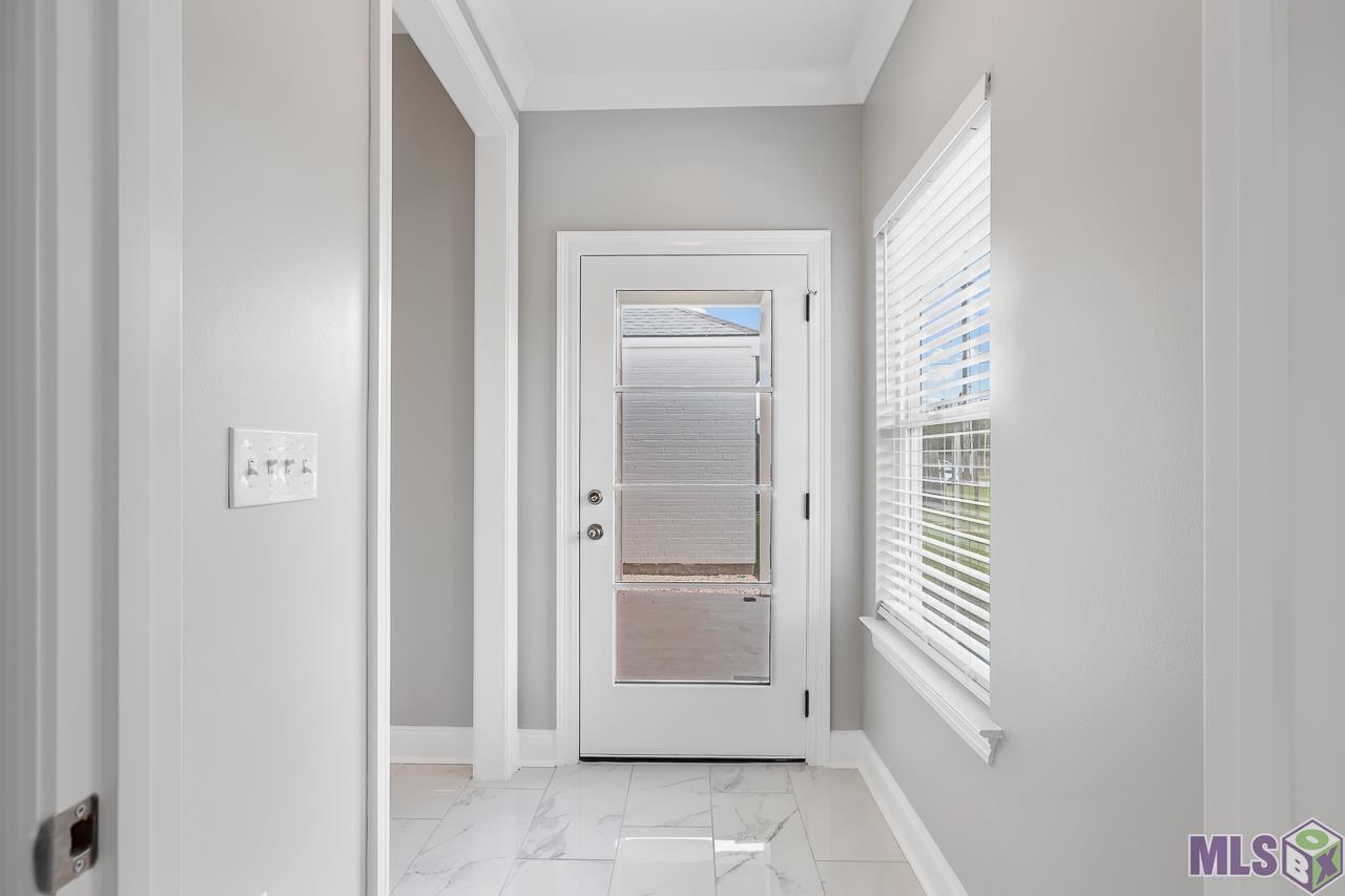 15513 Fields Creek Avenue Baton Rouge, LA 70816 - Photo 9 of 20