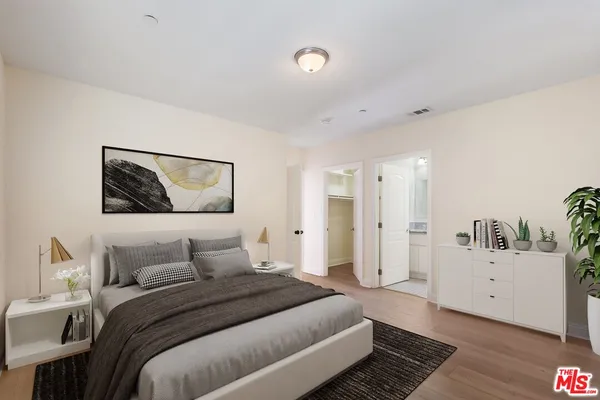 $1,320,000 | 1147 South Kenmore Avenue, Los Angeles, CA 90006