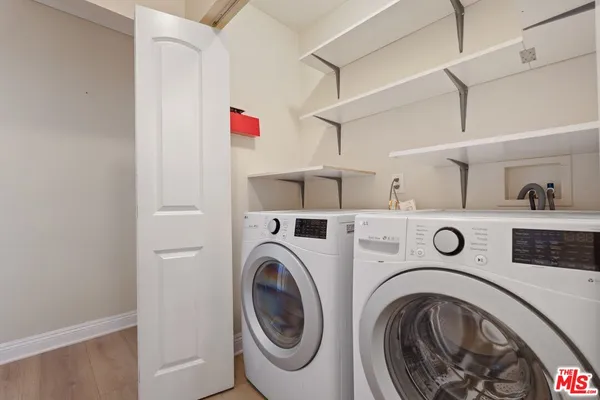 $1,320,000 | 1147 South Kenmore Avenue, Los Angeles, CA 90006