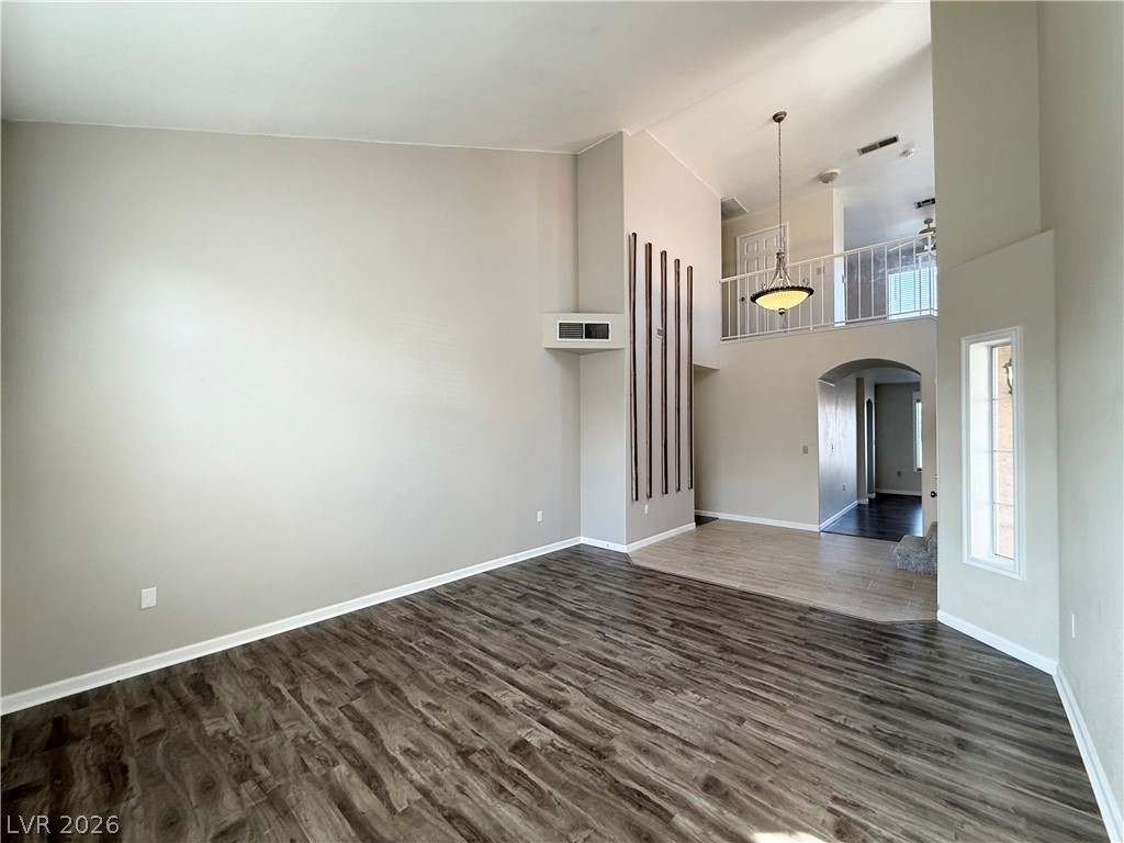 2154 Running River Road Henderson, NV 89074 - Photo 7 of 28 Gallery Image 7