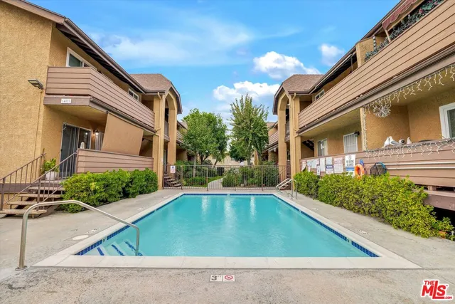 $458,000 | 14823 Sherman Way, Unit 4, Van Nuys, CA 91405